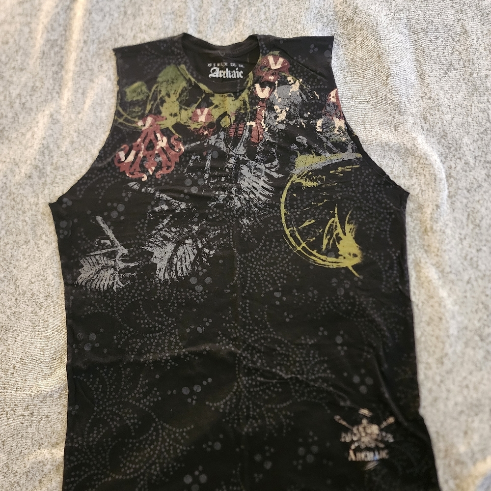 Archaic cut off t shirt